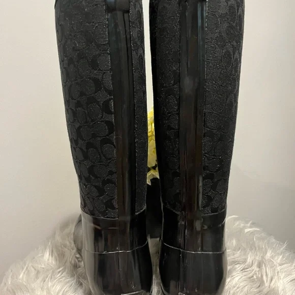 Coach Rain boots NWOT - Picture 2 of 9